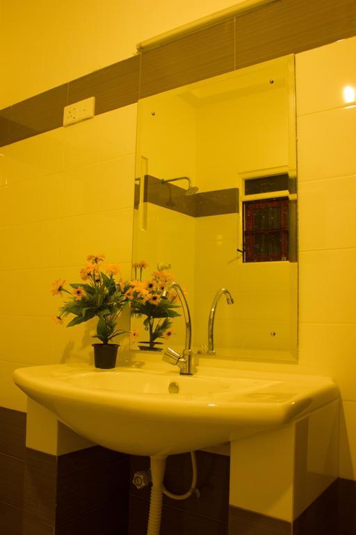 Hotel Senora Kataragama Buitenkant foto