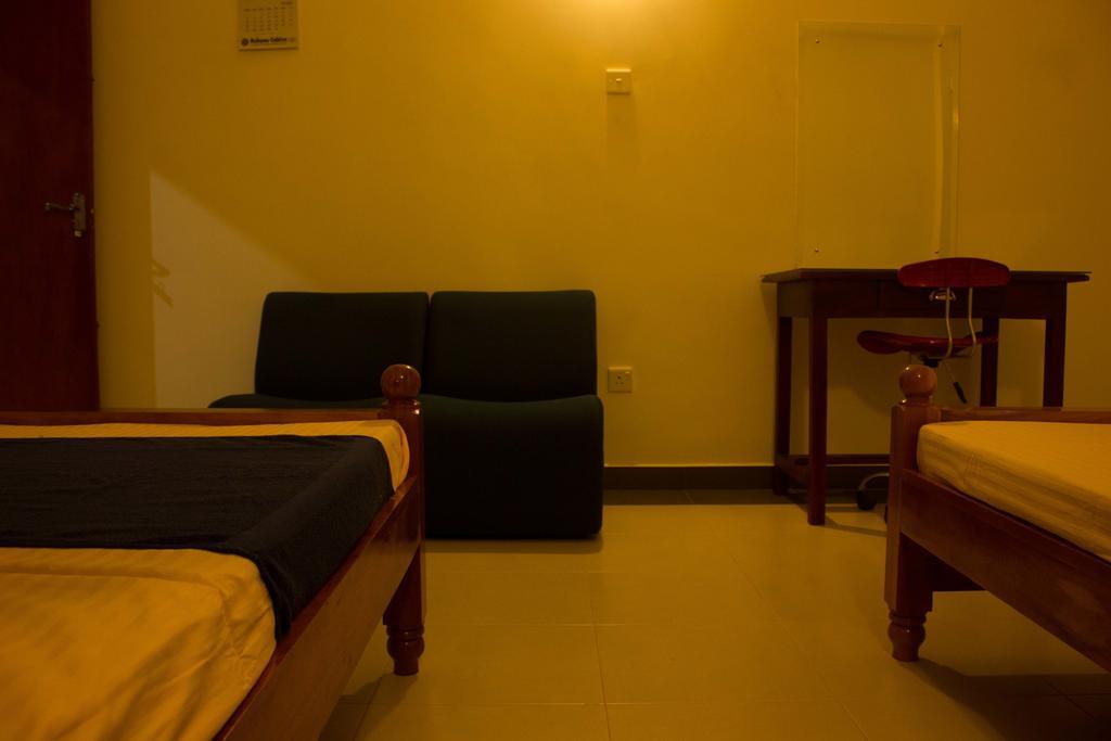 Hotel Senora Kataragama Buitenkant foto