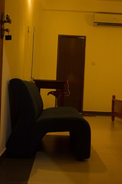 Hotel Senora Kataragama Buitenkant foto