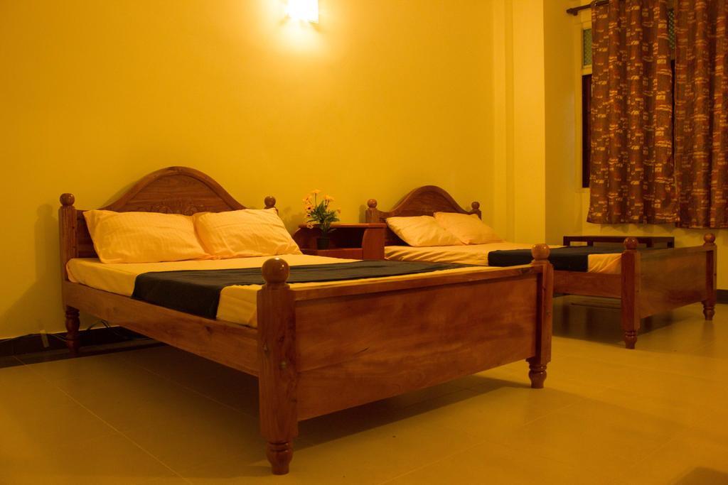 Hotel Senora Kataragama Kamer foto